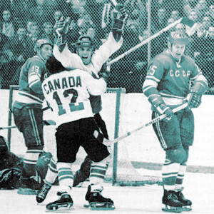 GIOCHI OLIMPICI SUL GHIACCHIO CON GLI ATTREZZI